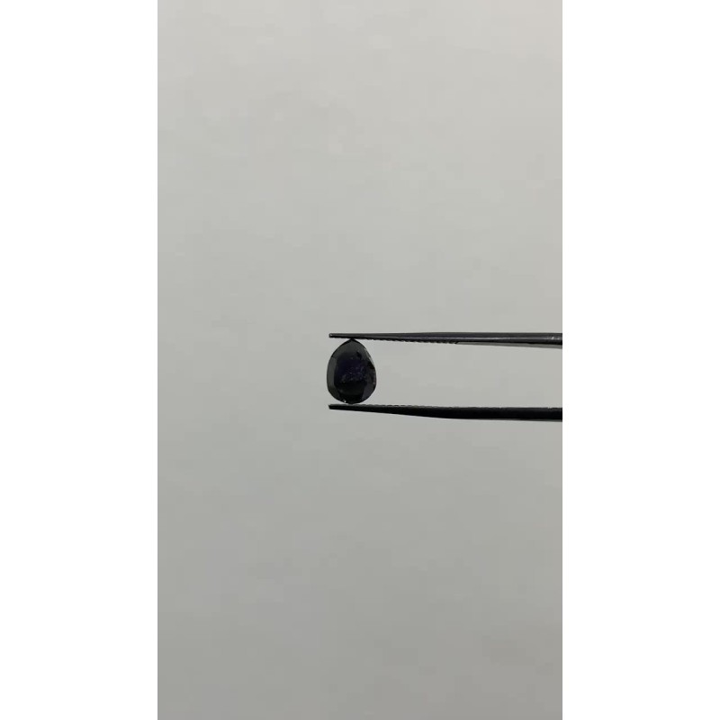 Diament o barwie fantazyjnej szlif gruszkowy, 0.96ct, VVS2, Fancy Black, GIA 2235320182 Diament o barwie fantazyjnej szlif gruszkowy, 0.96ct, VVS2, Fancy Black, GIA 2235320182