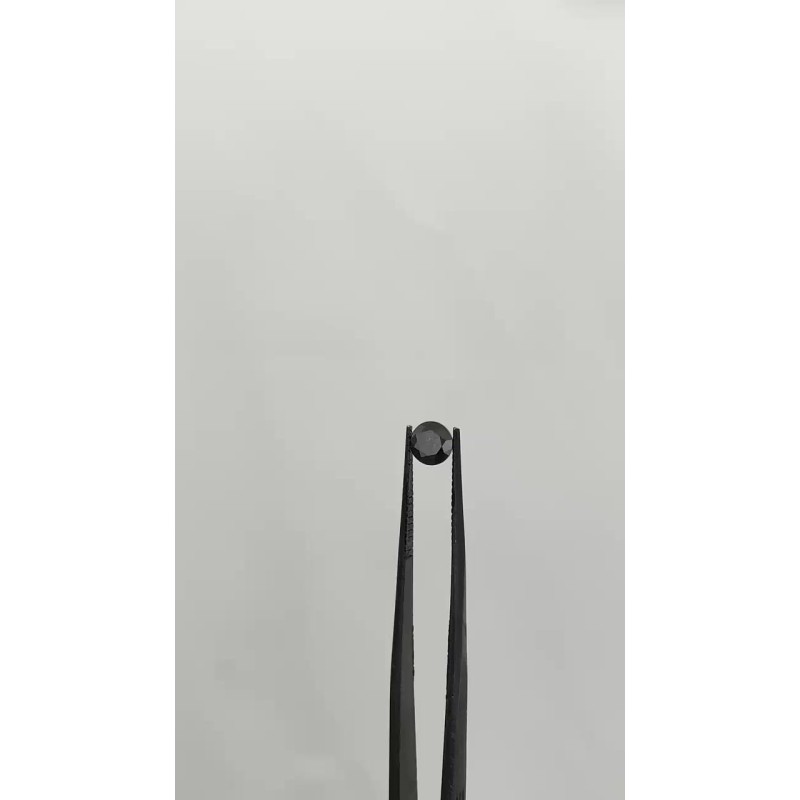 Diament o barwie fantazyjnej szlif okrągły, 0.67ct, VVS2, Fancy Black, GIA 7506387647 Diament o barwie fantazyjnej szlif okrągły, 0.67ct, VVS2, Fancy Black, GIA 7506387647