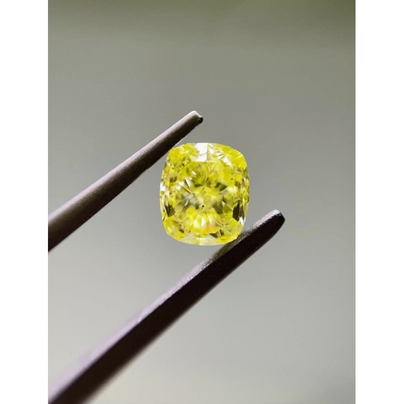 Diament o barwie fantazyjnej szlif poduszkowy brylantowy, 0.7ct, SI1, Fancy Intense Yellow, GIA 6482859891 Diament o barwie fantazyjnej szlif poduszkowy brylantowy, 0.7ct, SI1, Fancy Intense Yellow, GIA 6482859891