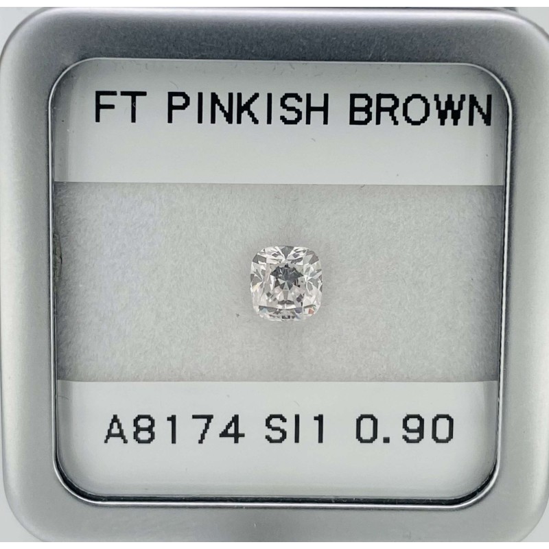 Diament o barwie fantazyjnej szlif poduszkowy brylantowy, 0.9ct, SI1, Faint Pinkish Brown, GIA 3335200100 Diament o barwie fantazyjnej szlif poduszkowy brylantowy, 0.9ct, SI1, Faint Pinkish Brown, GIA 3335200100