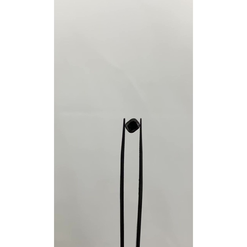 Diament o barwie fantazyjnej szlif poduszkowy brylantowy, 0.81ct, VVS2, Fancy Black, GIA 5496923140