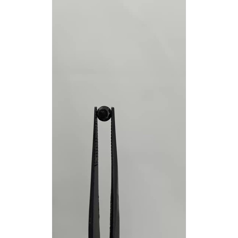 Diament o barwie fantazyjnej szlif okrągły, 0.4ct, VVS2, Fancy Black, GIA 6505703678 Diament o barwie fantazyjnej szlif okrągły, 0.4ct, VVS2, Fancy Black, GIA 6505703678