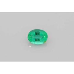 Szmaragd szlif owalny, 1.33 ct, GREEN, GIA 2221464583