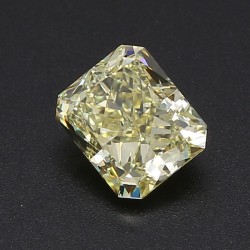 Diament o barwie fantazyjnej radiant, 1.5ct, SI1, Fancy Light Yellow, GIA 6501410837