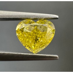 Diament o barwie fantazyjnej serce, 0.81ct, VS1, Fancy Intense Yellow, GIA 6275865037