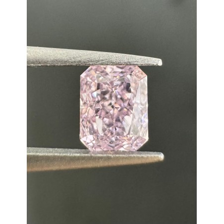 Diament o barwie fantazyjnej radiant, 0.35ct, SI2, Fancy Purple Pink, GIA 6432191668