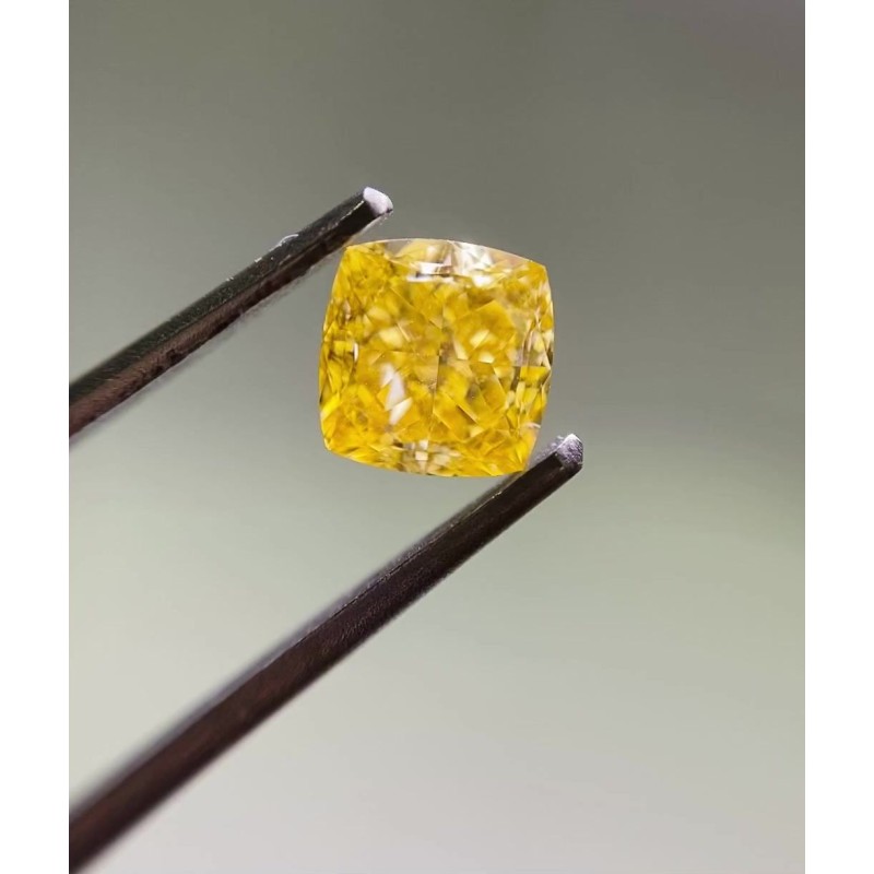 Diament o barwie fantazyjnej serce, 1.01ct, SI1, J, GIA 6471314922