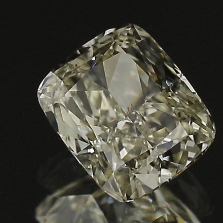 Diament o barwie fantazyjnej szlif poduszkowy modyfikowany, 0.81ct, SI2, Fancy Light Brownish Yellow, GIA 6262599782