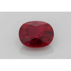 Rubin szlif owalny, 4.03 ct, RED, GIA 1543195803