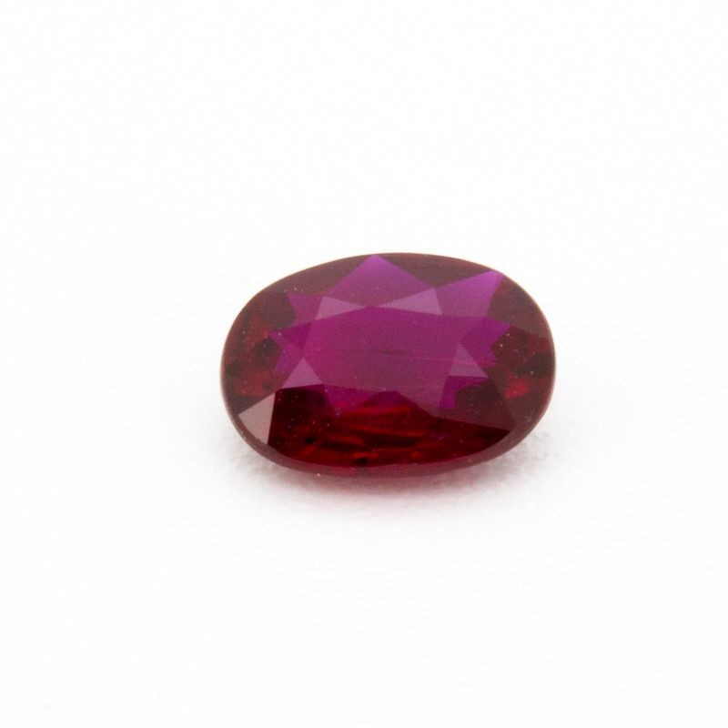 Rubin szlif owalny, 0.59 ct, RED, IGI 707526125
